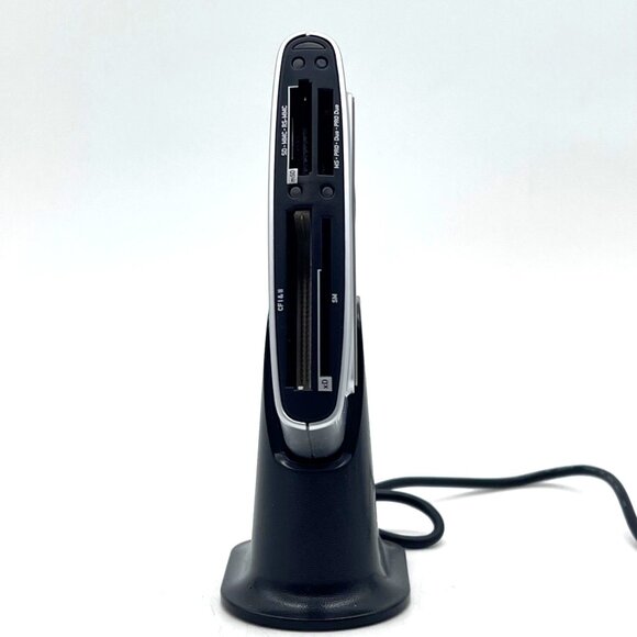 SanDisk ImageMate 12-In-1 USB 2.0 Multi-Card Reader/Writer SDDR-89 With Stand - Picture 3 of 14